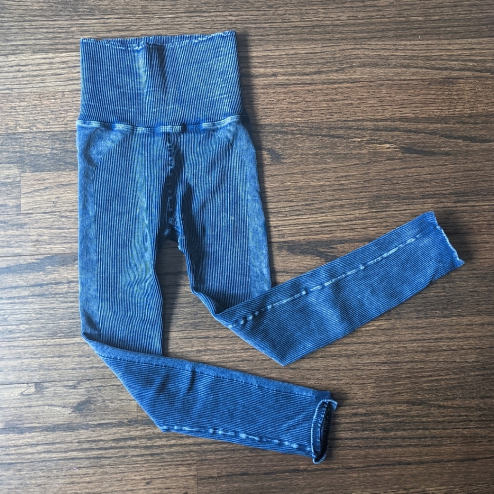 NEW Free People Happiness Runs High Rise Leggings - Deepest Navy XS/S